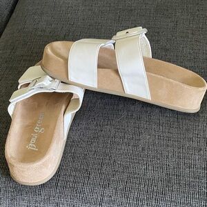 Paul Green White and Tan Women's Sandals